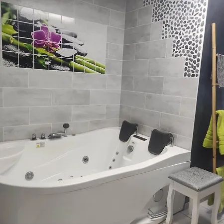 Maison Chez L'habitant Avec Jacuzzi Rum i privatbostad *